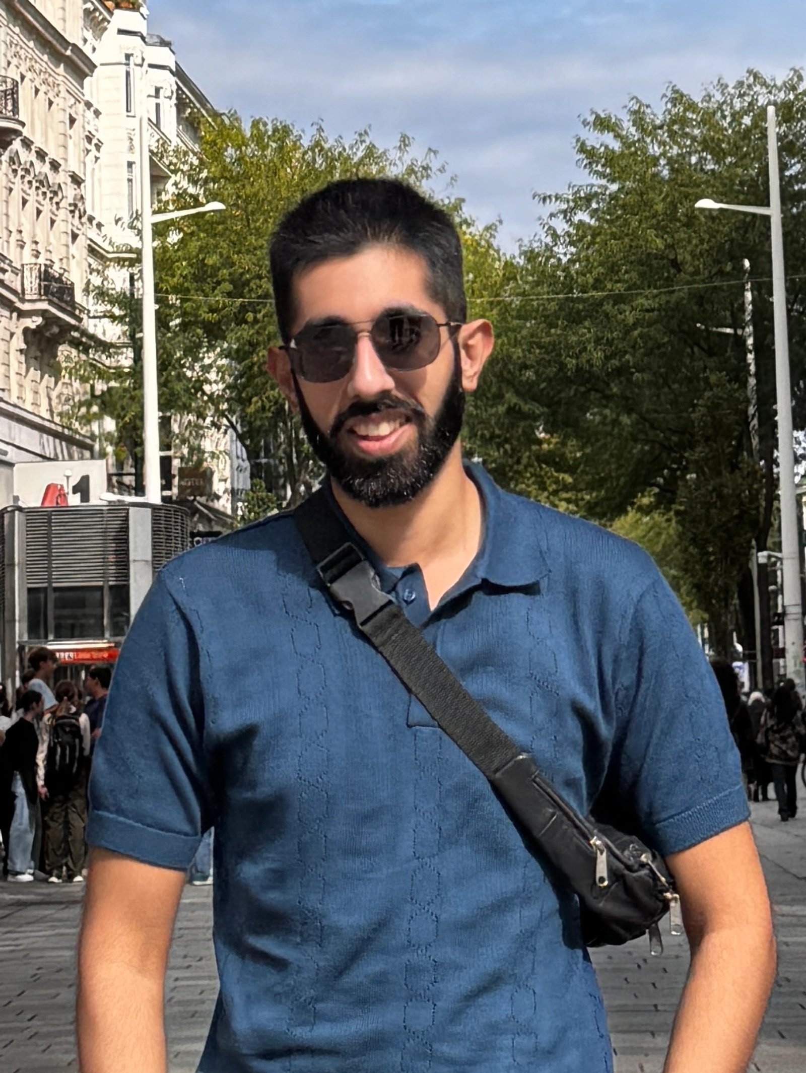 Kartik Bhalla - Frontend Software Engineer